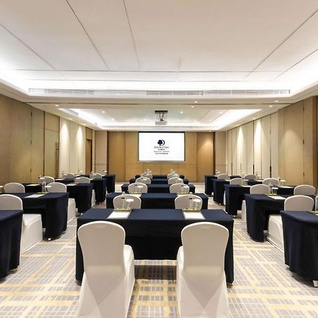 Doubletree By Hilton Hotel Shenzhen Longhua, Near Huawei, Foxcnn, Shenzhen North Railway, Uniwalk & Uniworld Shopping Mall, Sam'S Club Buitenkant foto