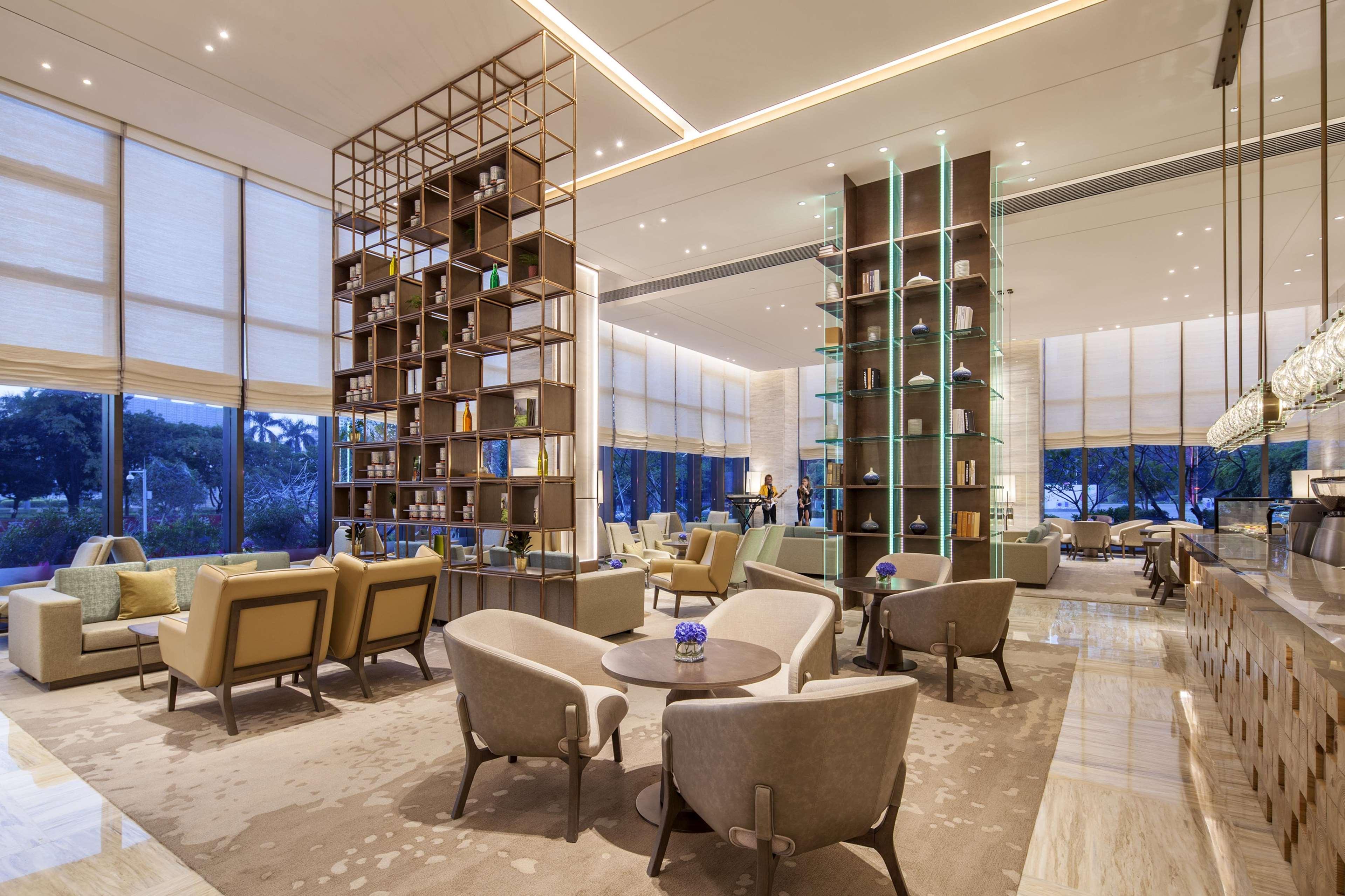 Doubletree By Hilton Hotel Shenzhen Longhua, Near Huawei, Foxcnn, Shenzhen North Railway, Uniwalk & Uniworld Shopping Mall, Sam'S Club Buitenkant foto