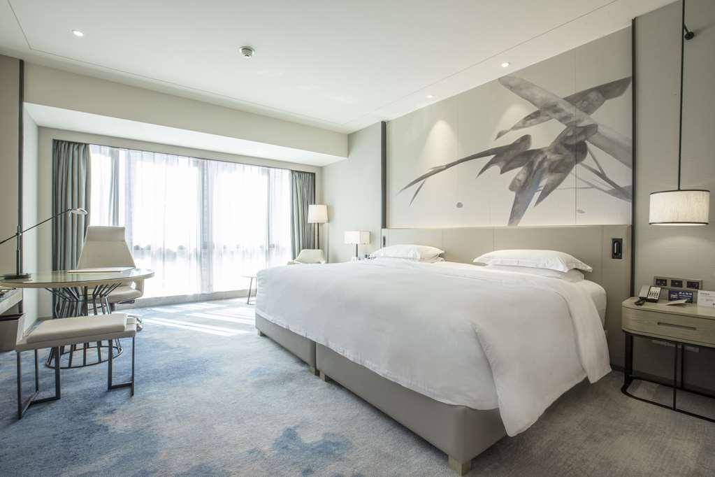 Doubletree By Hilton Hotel Shenzhen Longhua, Near Huawei, Foxcnn, Shenzhen North Railway, Uniwalk & Uniworld Shopping Mall, Sam'S Club Kamer foto