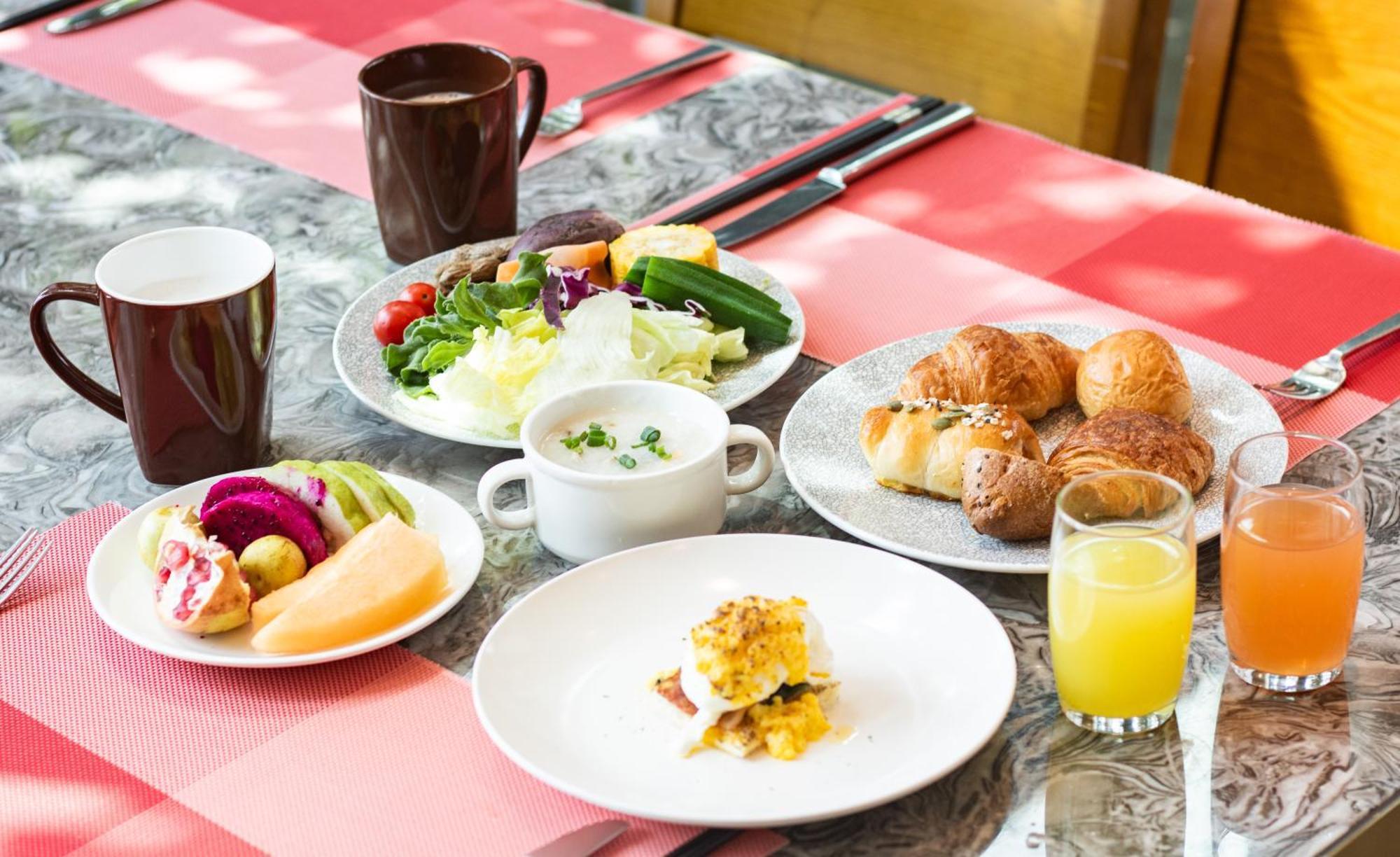 Doubletree By Hilton Hotel Shenzhen Longhua, Near Huawei, Foxcnn, Shenzhen North Railway, Uniwalk & Uniworld Shopping Mall, Sam'S Club Buitenkant foto