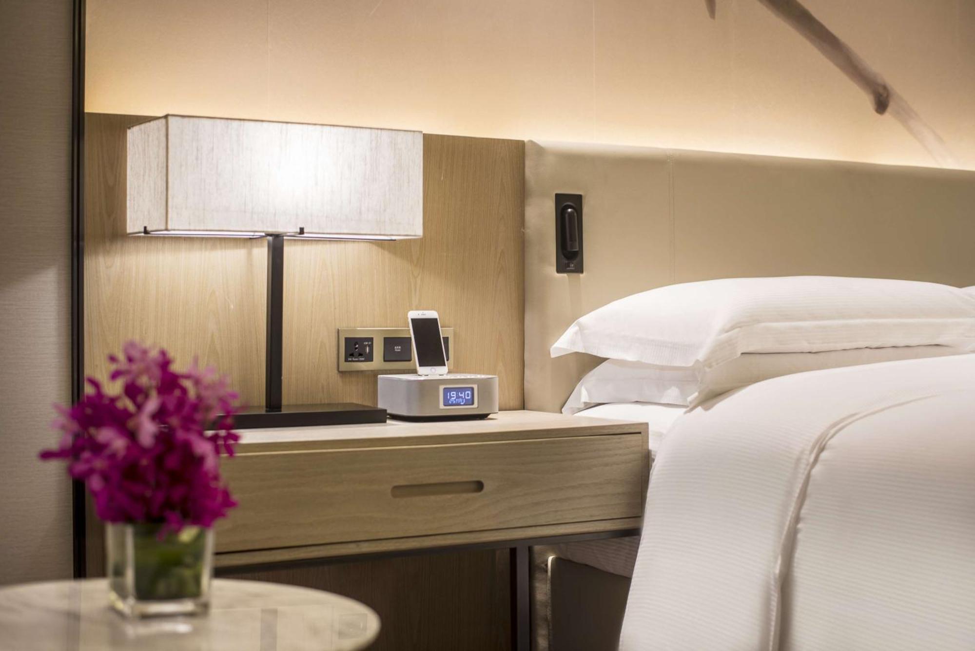 Doubletree By Hilton Hotel Shenzhen Longhua, Near Huawei, Foxcnn, Shenzhen North Railway, Uniwalk & Uniworld Shopping Mall, Sam'S Club Buitenkant foto