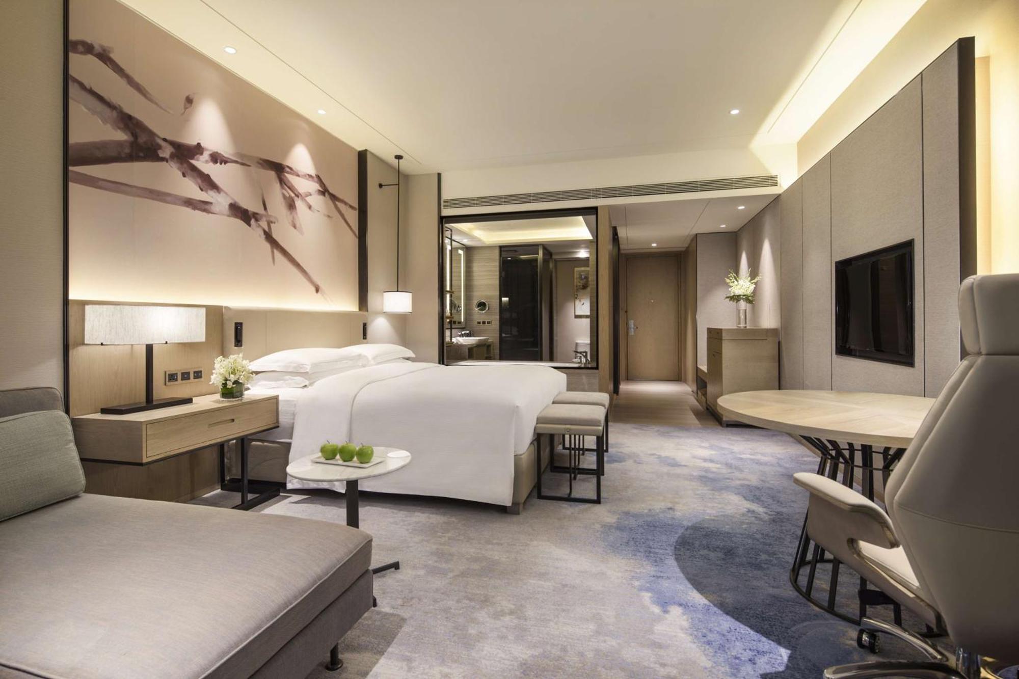 Doubletree By Hilton Hotel Shenzhen Longhua, Near Huawei, Foxcnn, Shenzhen North Railway, Uniwalk & Uniworld Shopping Mall, Sam'S Club Buitenkant foto