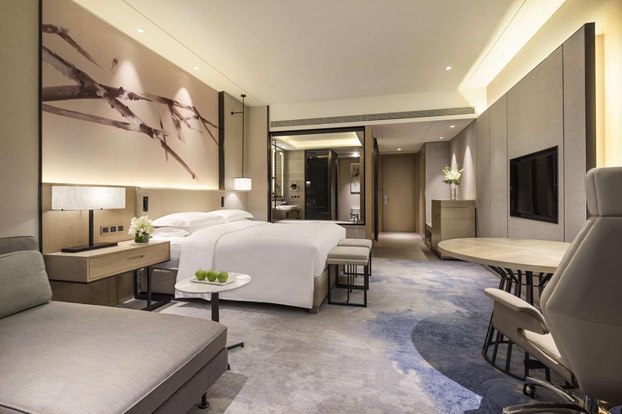 Doubletree By Hilton Hotel Shenzhen Longhua, Near Huawei, Foxcnn, Shenzhen North Railway, Uniwalk & Uniworld Shopping Mall, Sam'S Club Buitenkant foto