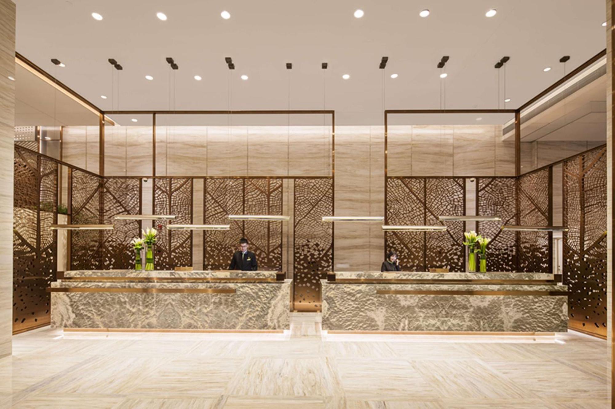Doubletree By Hilton Hotel Shenzhen Longhua, Near Huawei, Foxcnn, Shenzhen North Railway, Uniwalk & Uniworld Shopping Mall, Sam'S Club Buitenkant foto