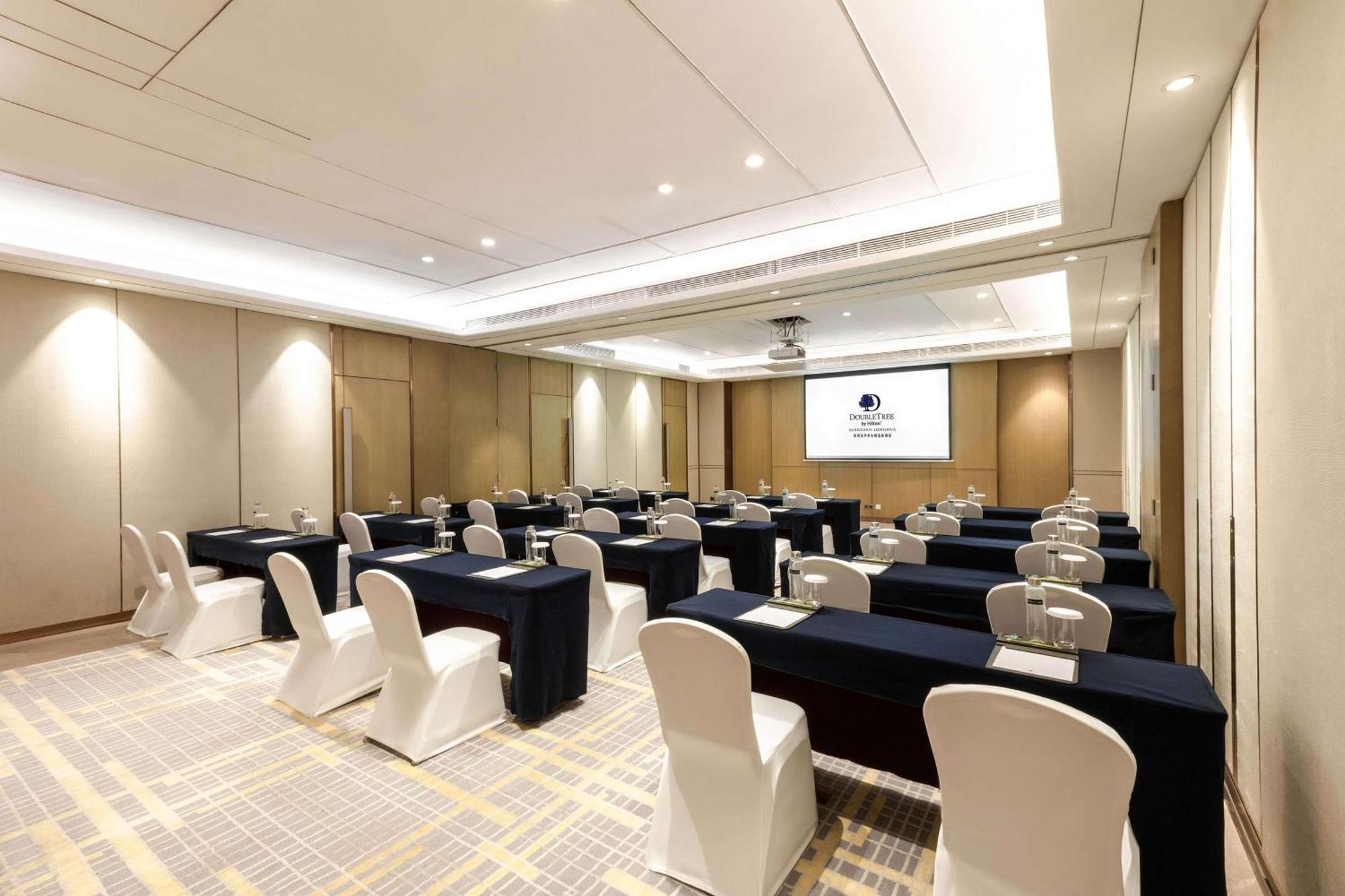 Doubletree By Hilton Hotel Shenzhen Longhua, Near Huawei, Foxcnn, Shenzhen North Railway, Uniwalk & Uniworld Shopping Mall, Sam'S Club Buitenkant foto