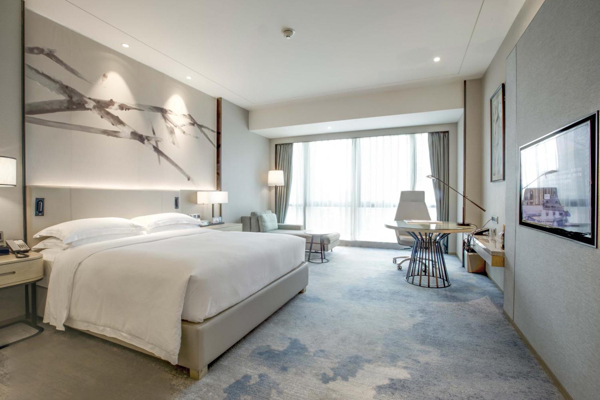 Doubletree By Hilton Hotel Shenzhen Longhua, Near Huawei, Foxcnn, Shenzhen North Railway, Uniwalk & Uniworld Shopping Mall, Sam'S Club Buitenkant foto