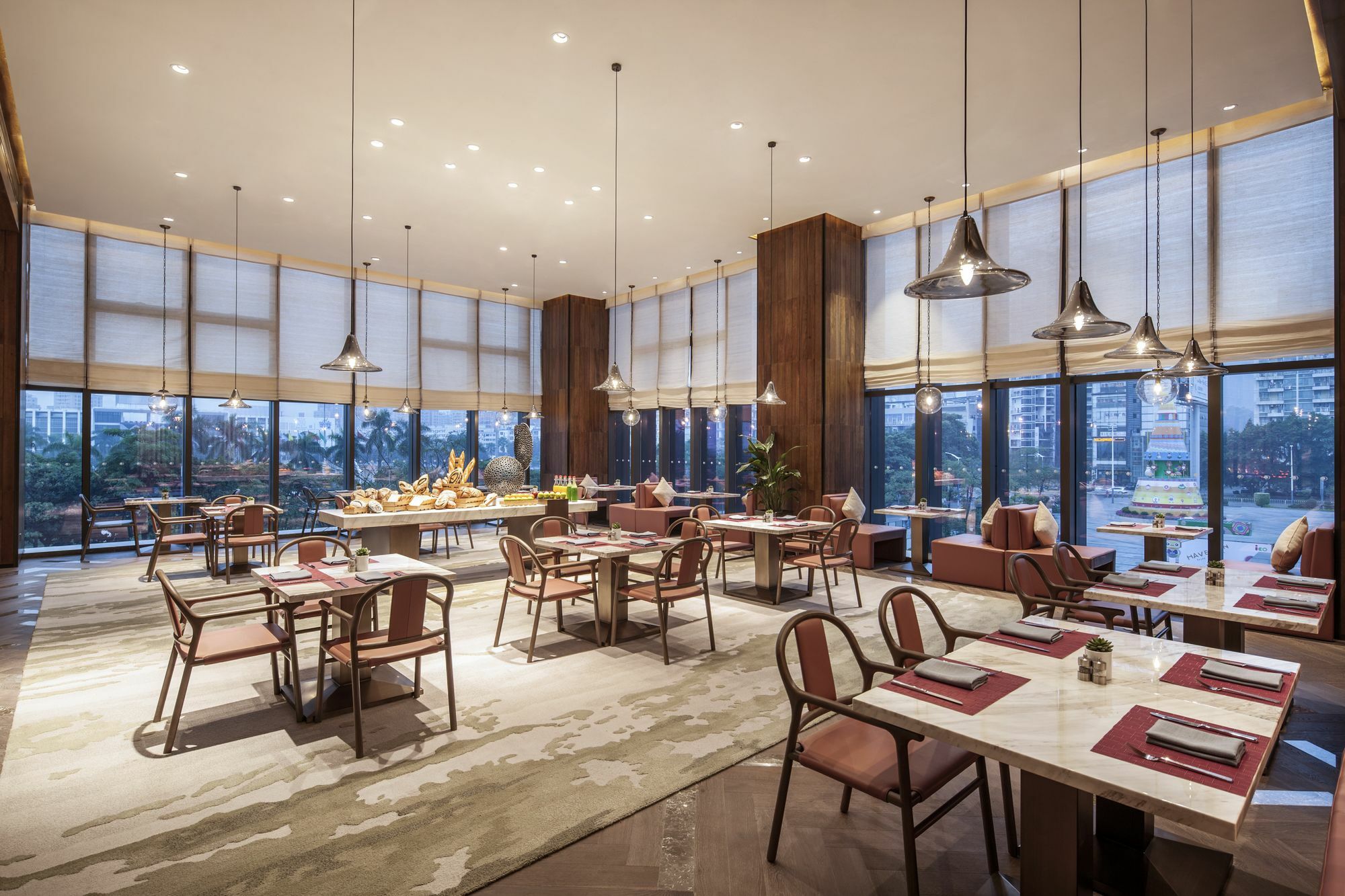 Doubletree By Hilton Hotel Shenzhen Longhua, Near Huawei, Foxcnn, Shenzhen North Railway, Uniwalk & Uniworld Shopping Mall, Sam'S Club Buitenkant foto